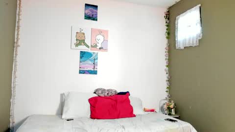 Snapshot of aphrodite_rosse chatting on 05-12-26, 05:10 aphrodite_rosse online show from 05-12-26, 05:10