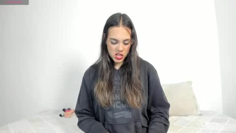 aphrodite_rosse online show from 06-08-26, 01:28