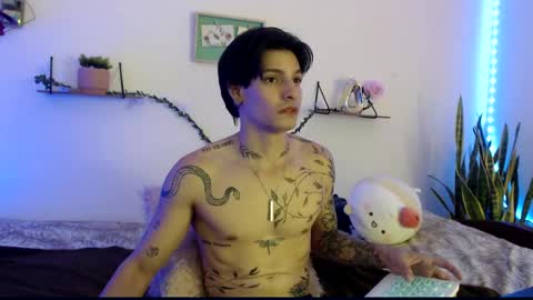 Snapshot of apolo01_ chatting on 01-13-25, 03:26 Apolo online show from 01-13-25, 03:26