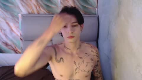 Snapshot of apolo01_ chatting on 09-25-25, 06:44 Apolo online show from 09-25-25, 06:44