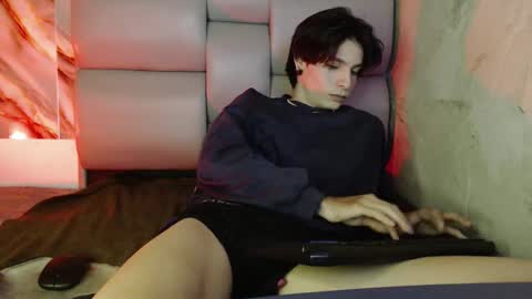 Snapshot of apolo01_ chatting on 10-13-25, 09:59 Apolo online show from 10-13-25, 09:59