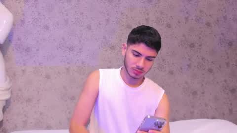 Snapshot of apolo_grayy chatting on 02-13-26, 06:31 Apolo Grayy online show from 02-13-26, 06:31