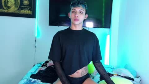 Snapshot of apolo_prince1 chatting on 07-01-26, 10:42 Apolo online show from 07-01-26, 10:42
