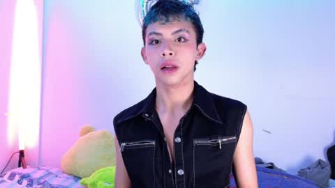 Snapshot of apolo_prince1 chatting on 07-04-26, 03:35 Apolo online show from 07-04-26, 03:35