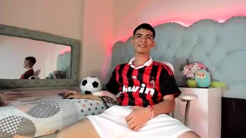 Snapshot of apolo_richards chatting on 02-13-26, 07:54 Apolo Richards online show from 02-13-26, 07:54