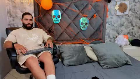 Apolo online show from 10-16-25, 09:05