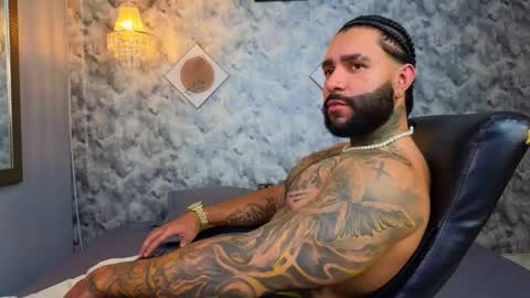 Apolo online show from 12-19-25, 07:54