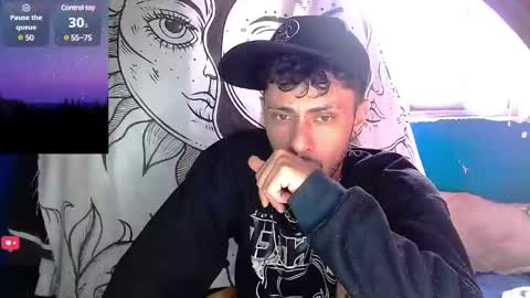 Snapshot of apolo_s chatting on 01-14-25, 01:38 Andres online show from 01-14-25, 01:38