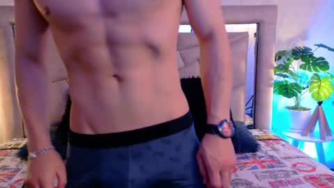 Snapshot of apolo_warrior chatting on 05-17-26, 04:32 Apolo online show from 05-17-26, 04:32