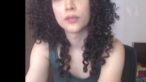 Snapshot of apolosbitch chatting on 01-23-25, 03:22 Nix online show from 01-23-25, 03:22