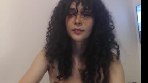 Snapshot of apolosbitch chatting on 02-27-26, 01:38 Nix online show from 02-27-26, 01:38
