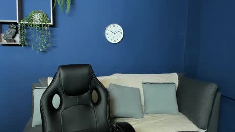 Apolo online show from 03-07-25, 07:16