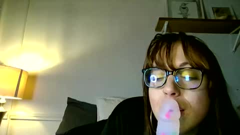Snapshot of appalachiandollx chatting on 05-28-26, 12:41 Appalachian Doll online show from 05-28-26, 12:41