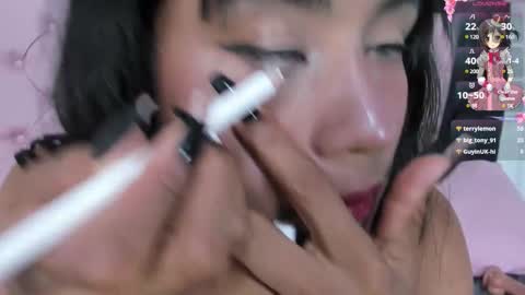 Snapshot of applehot_lr chatting on 01-30-25, 08:22 sofi y kevin online show from 01-30-25, 08:22