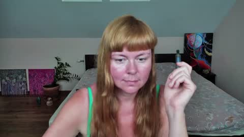Snapshot of applejus chatting on 06-26-26, 06:34 applejus online show from 06-26-26, 06:34