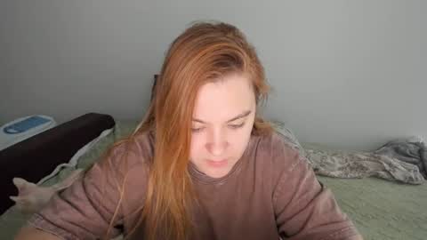 appleyummybuns online show from 06-12-26, 04:22