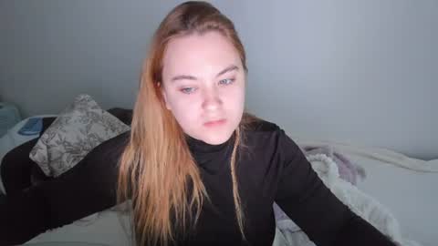 appleyummybuns online show from 06-17-26, 10:50
