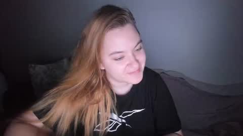 appleyummybuns online show from 07-12-26, 12:12