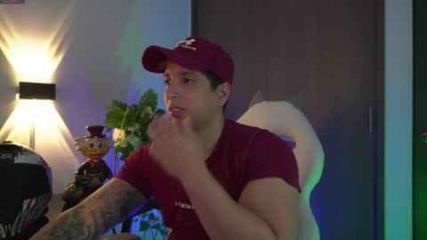 Snapshot of appolo_allen chatting on 09-14-25, 06:12 insta appolo master online show from 09-14-25, 06:12