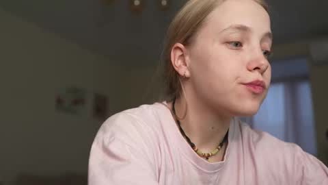  REYNA  my friend   online show from 11-30-25, 07:01