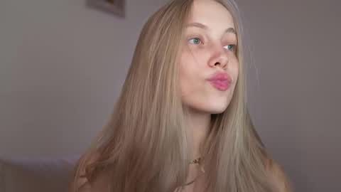  REYNA  my friend   online show from 12-02-25, 05:30