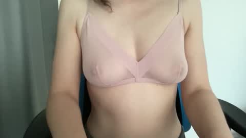 Snapshot of april2020cute chatting on 06-02-26, 11:45 April online show from 06-02-26, 11:45