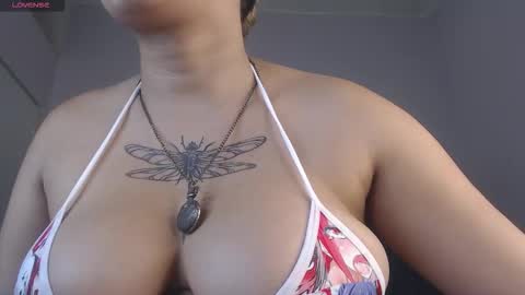 Snapshot of april__bunny chatting on 10-22-25, 08:52 April Bunny online show from 10-22-25, 08:52