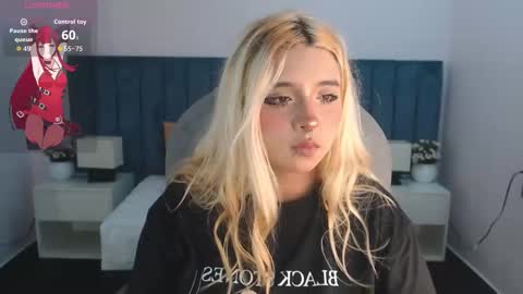 Snapshot of april__bunny chatting on 11-19-25, 08:31 April Bunny online show from 11-19-25, 08:31