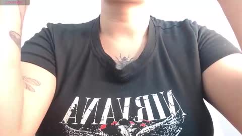 Snapshot of april__bunny chatting on 11-21-25, 05:44 April Bunny online show from 11-21-25, 05:44