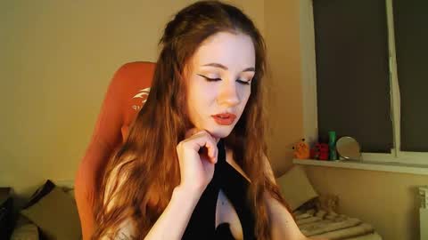 Snapshot of april_felicity chatting on 04-29-26, 07:53 April online show from 04-29-26, 07:53