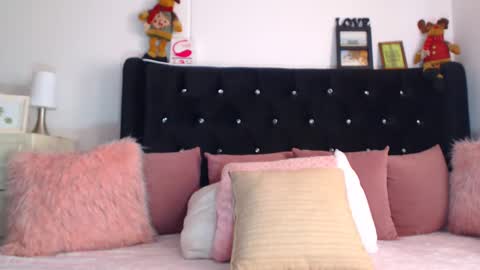 Snapshot of april_harrys chatting on 12-28-24, 06:08 April online show from 12-28-24, 06:08