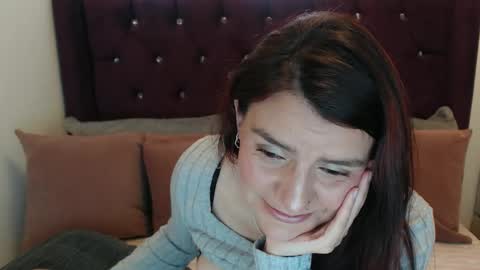 Snapshot of april_harrys chatting on 10-21-25, 04:08 April online show from 10-21-25, 04:08