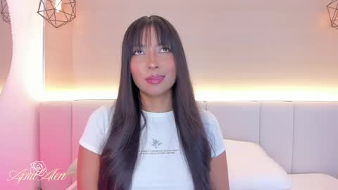 Snapshot of aprilalen chatting on 11-18-25, 06:51 April online show from 11-18-25, 06:51