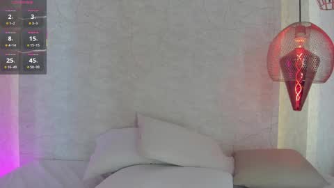 Snapshot of aprilalen chatting on 06-06-26, 12:10 April online show from 06-06-26, 12:10