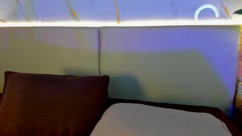 Snapshot of aprilgrey111 chatting on 11-12-25, 07:57 aprilgrey111 online show from 11-12-25, 07:57