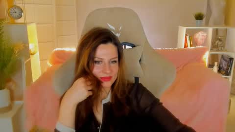 Snapshot of aprill_o_nill chatting on 02-06-25, 04:47 aprill_o_nill online show from 02-06-25, 04:47