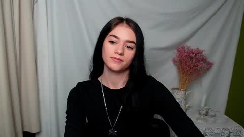 Aprill online show from 01-06-25, 01:52