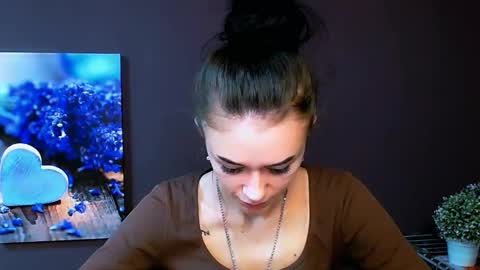 Aprill online show from 03-09-25, 05:39