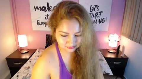 AprilSnow online show from 12-11-24, 11:10