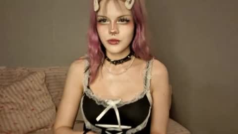 Alice D online show from 05-12-26, 07:44