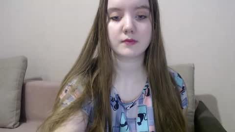 Snapshot of aquanarmin chatting on 12-12-24, 04:26 Josefin online show from 12-12-24, 04:26