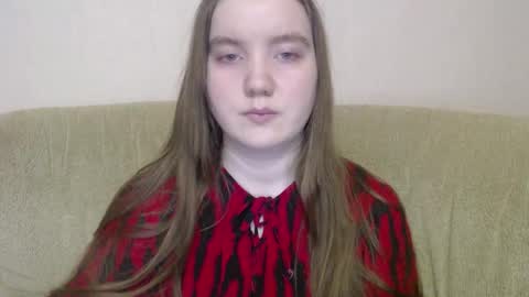 Snapshot of aquanarmin chatting on 12-21-25, 12:23 Josefin online show from 12-21-25, 12:23