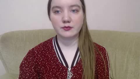 Snapshot of aquanarmin chatting on 01-10-26, 07:21 Josefin online show from 01-10-26, 07:21