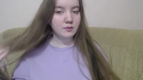 Snapshot of aquanarmin chatting on 01-11-26, 02:38 Josefin online show from 01-11-26, 02:38