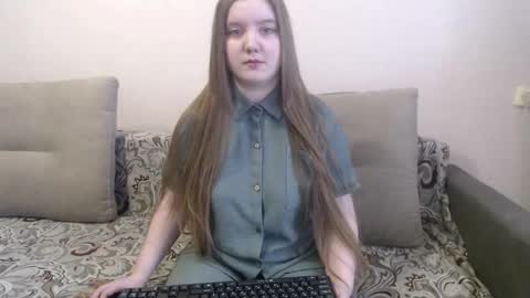 Snapshot of aquanarmin chatting on 02-03-26, 07:57 Josefin online show from 02-03-26, 07:57