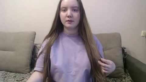 Snapshot of aquanarmin chatting on 02-06-26, 06:07 Josefin online show from 02-06-26, 06:07