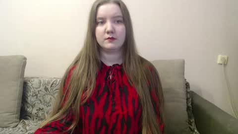 Snapshot of aquanarmin chatting on 02-08-26, 06:50 Josefin online show from 02-08-26, 06:50