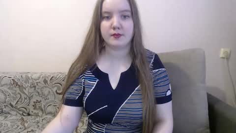 Snapshot of aquanarmin chatting on 02-09-26, 05:22 Josefin online show from 02-09-26, 05:22