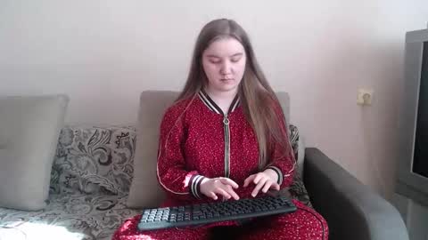 Snapshot of aquanarmin chatting on 03-17-26, 04:17 Josefin online show from 03-17-26, 04:17