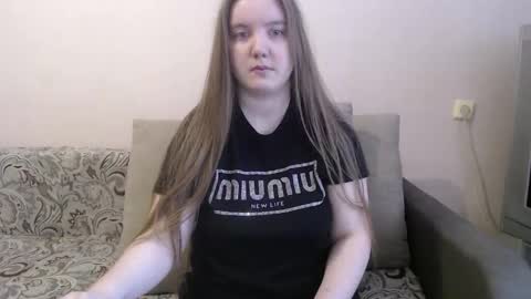 Snapshot of aquanarmin chatting on 03-23-26, 04:05 Josefin online show from 03-23-26, 04:05